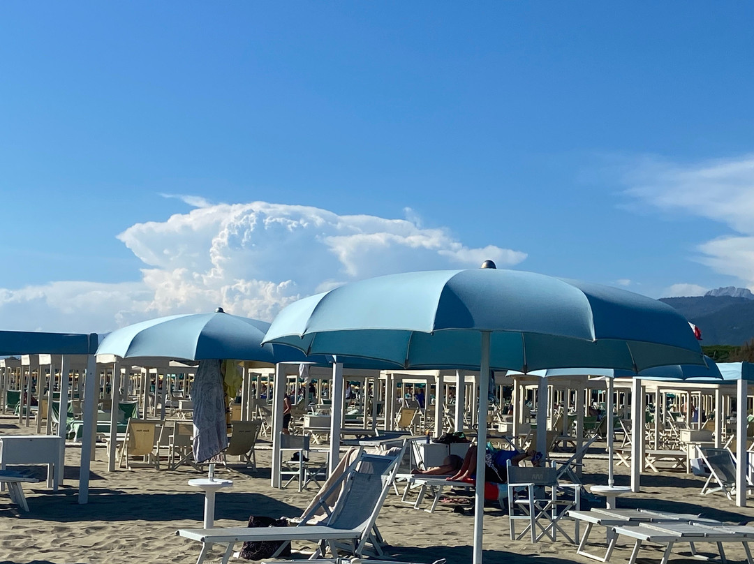 Versiliana Beach-马里纳迪彼得拉桑塔必去景点