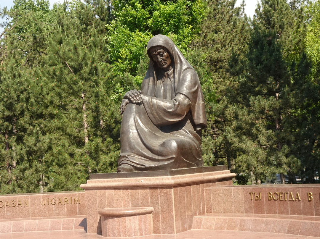 World War II Memorial-塔什干必去景点