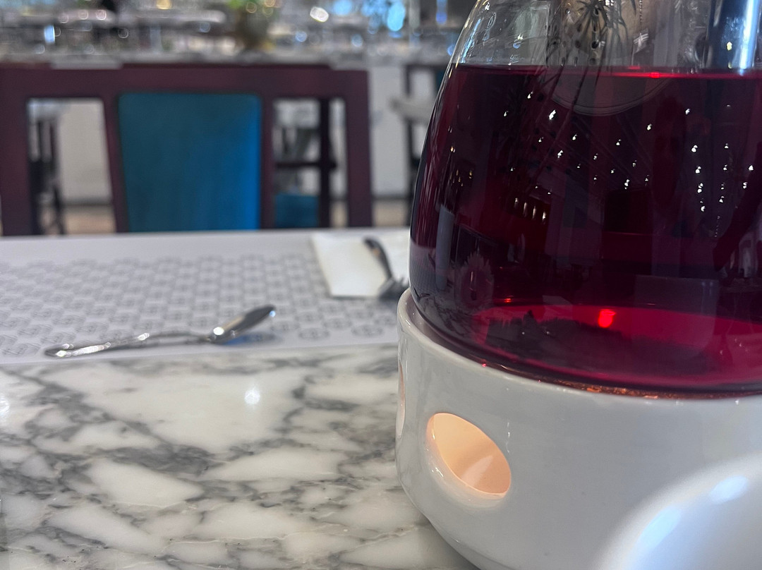德黑兰埃斯皮纳斯宫酒店主图
