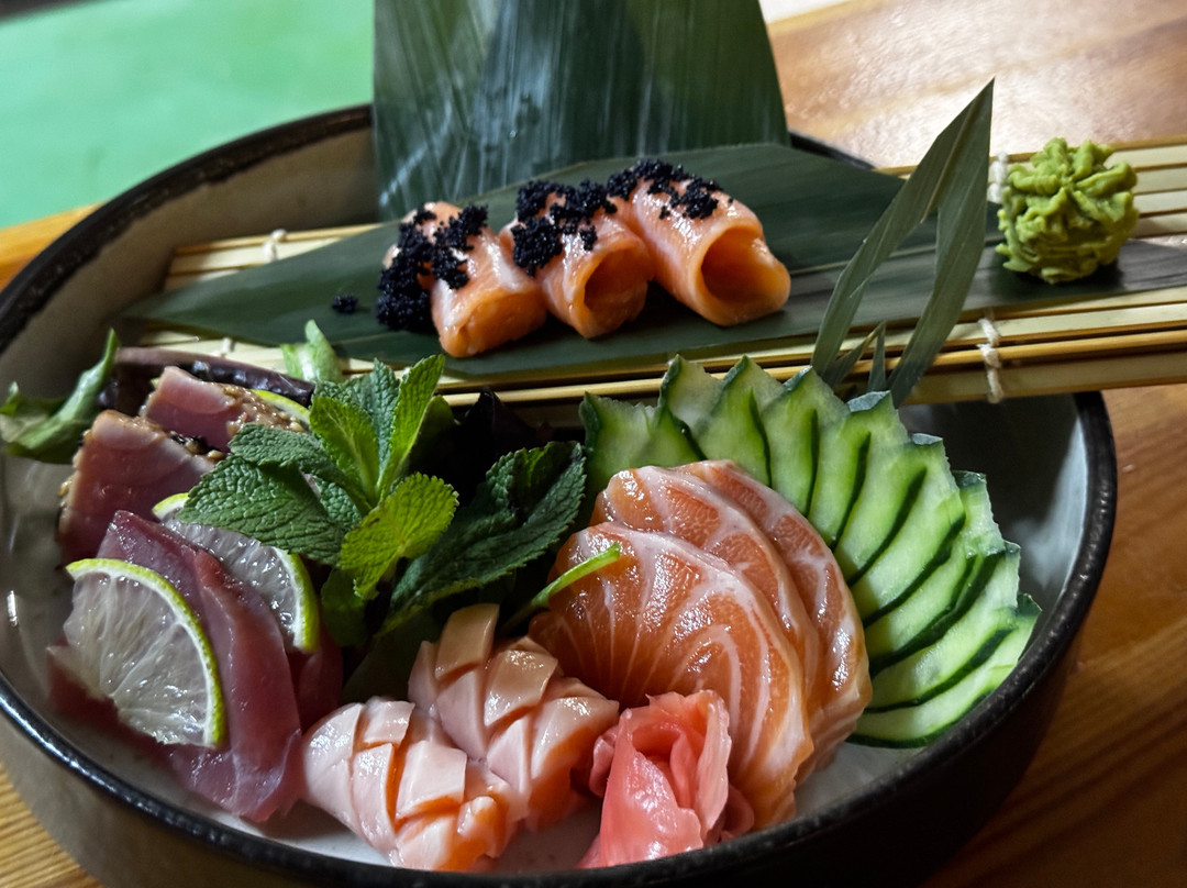 Rolling Grill Sushi & Steak
