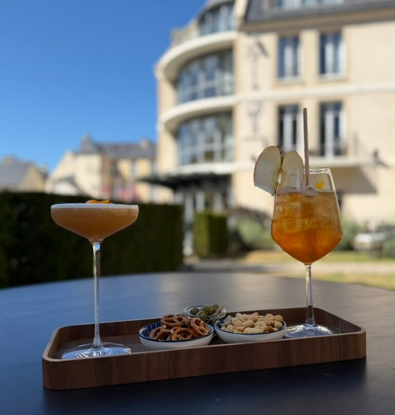 拉勒别墅酒店主图