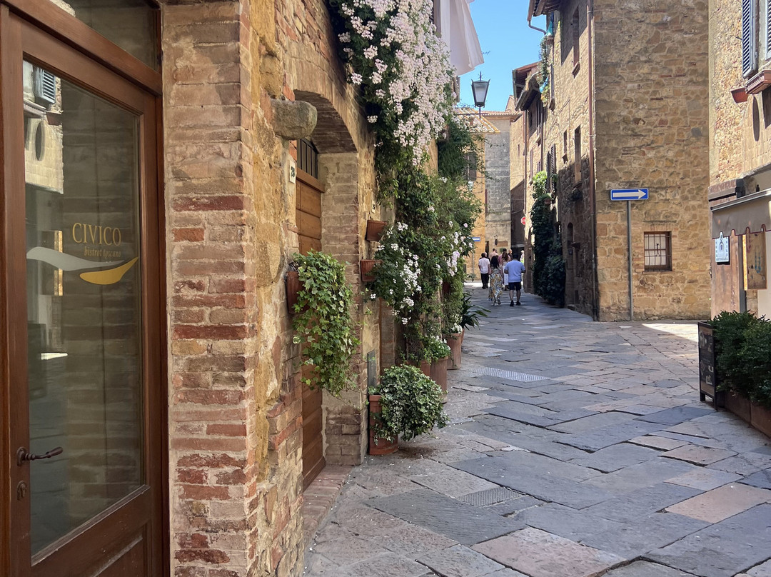 Villaggio Tours-Allerona必去景点