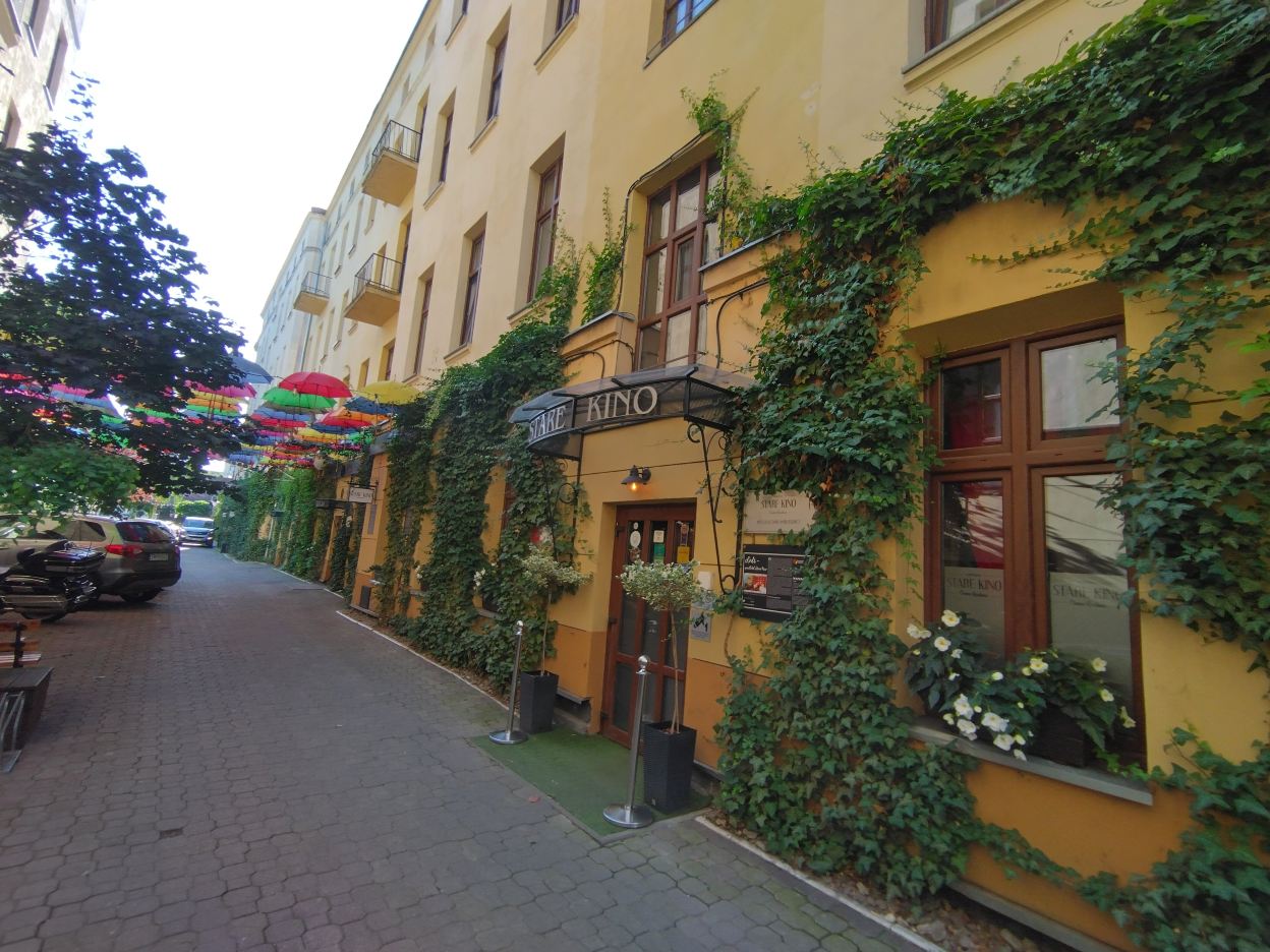 斯塔雷基诺剧院法义公寓式酒店-旅行者