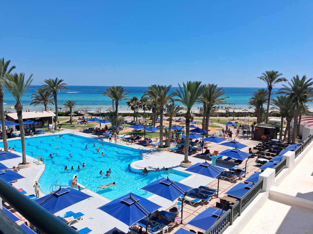 Hotel Al Jazira主图