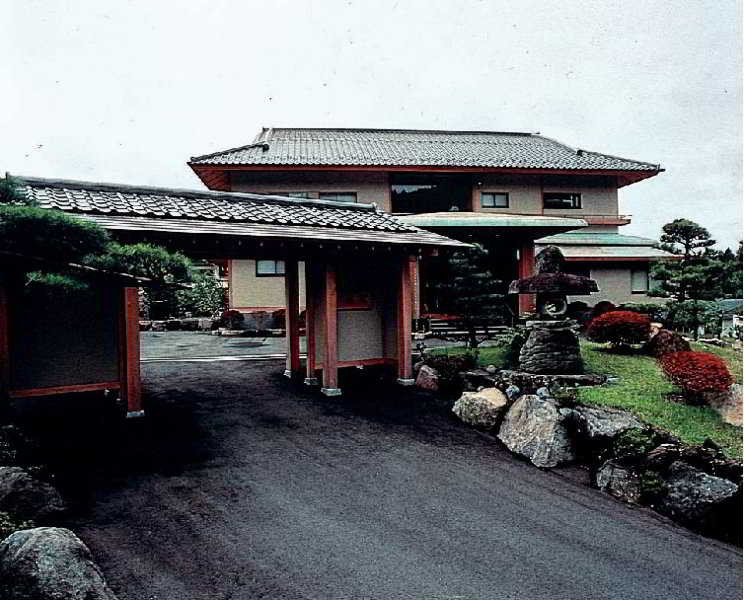 佳松日式旅馆