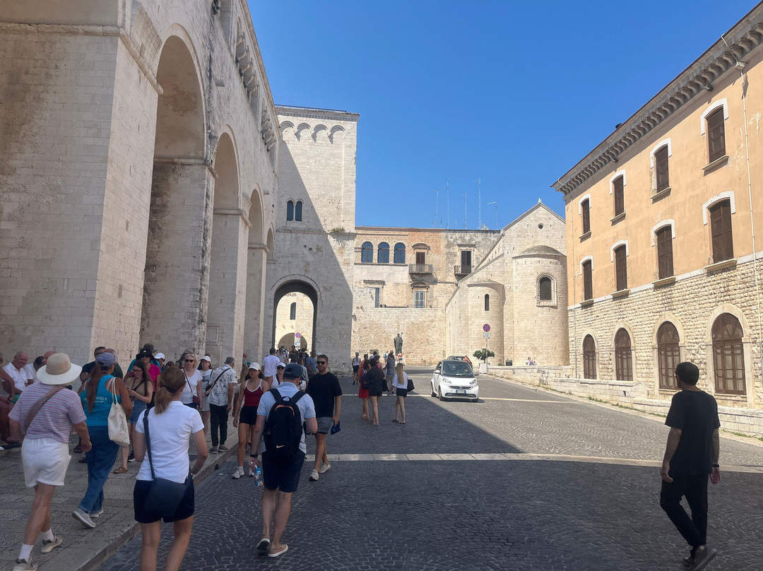 Piazza del Ferrarese-巴里必去景点