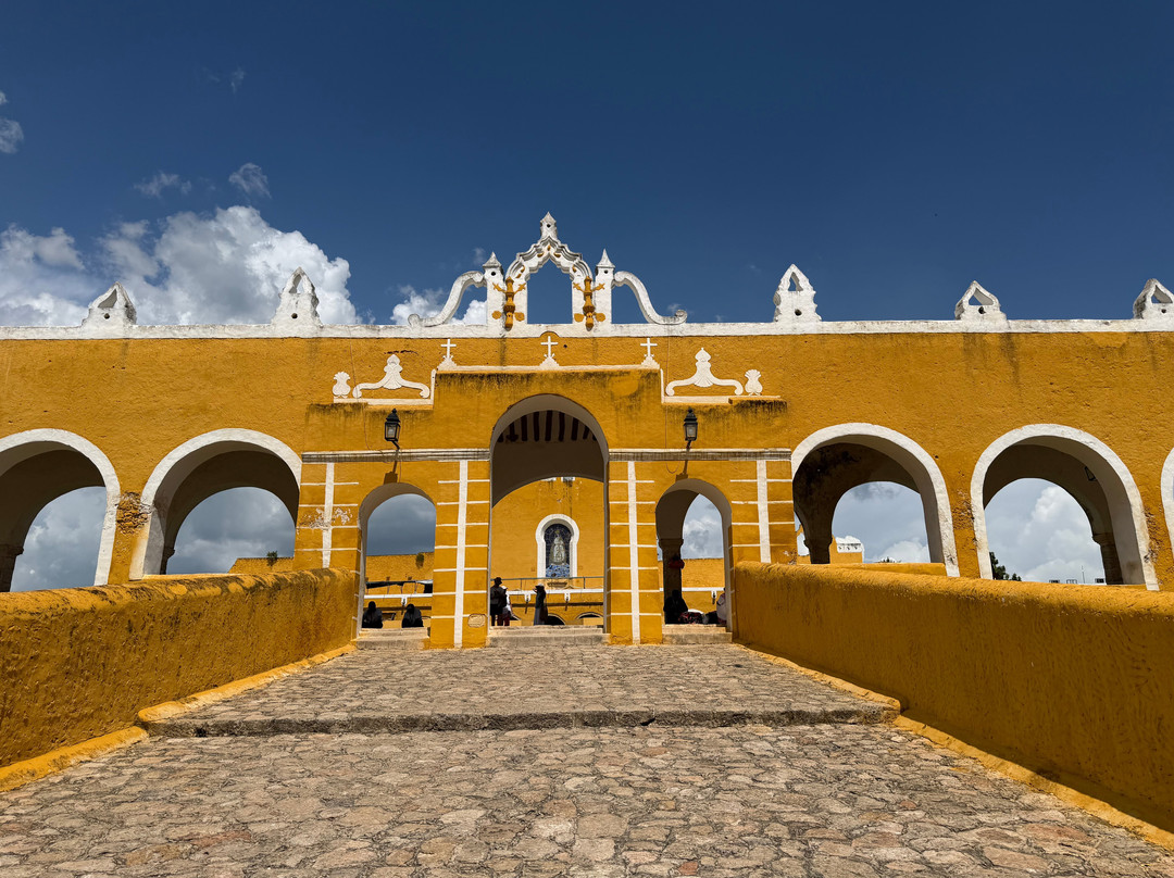 Convento de San Antonio de Padua-Izamal必去景点