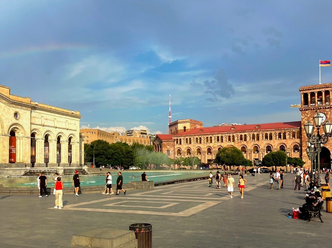 Republic Square-埃里温必去景点