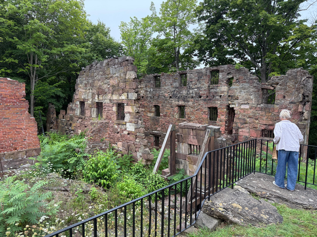 Old New Gate Prison & Copper Mine-East Granby必去景点