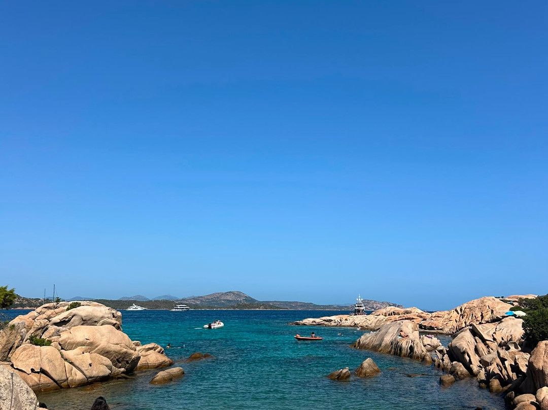Cala Ghjlgolu-Loiri Porto San Paolo必去景点