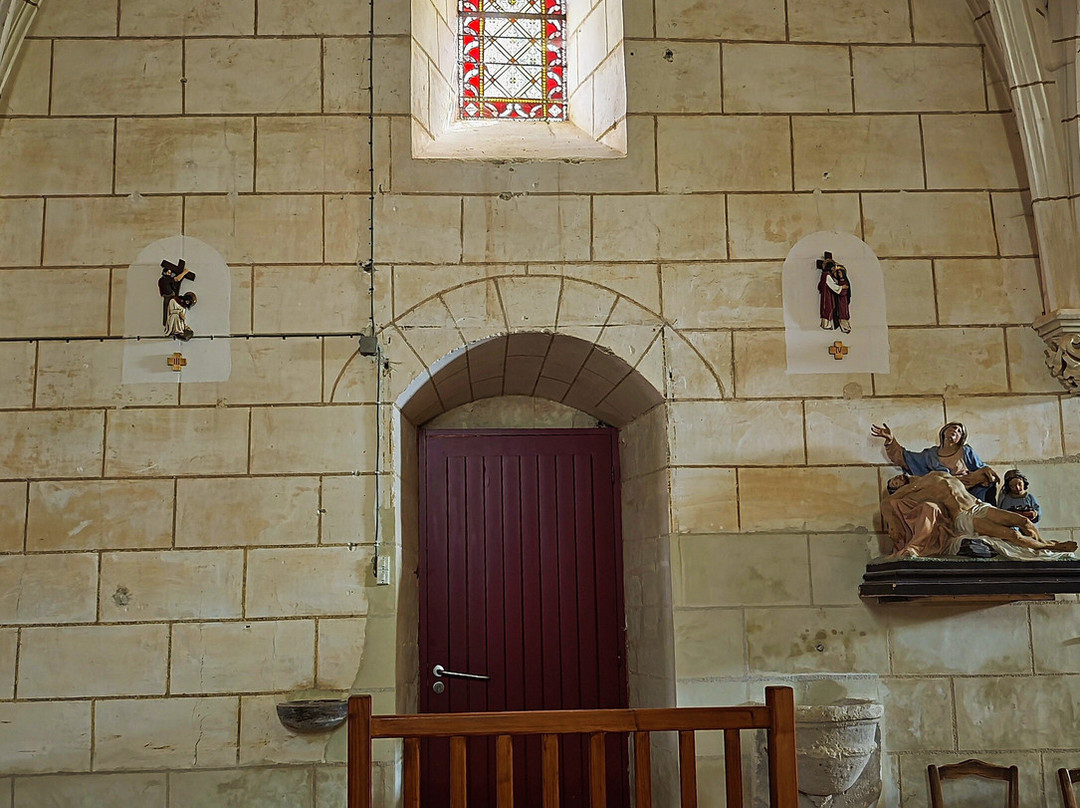 Église Saint-André-Senille-Saint-Sauveur必去景点