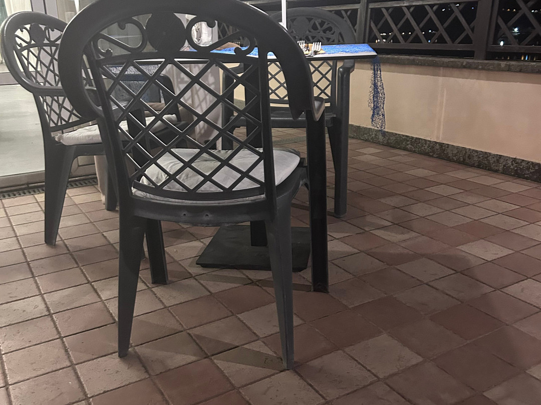 德洋杰利别墅酒店主图