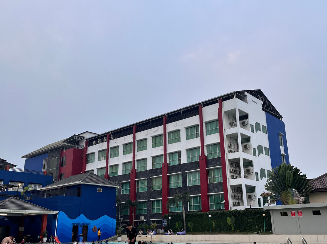 阿斯顿丹绒城市酒店主图
