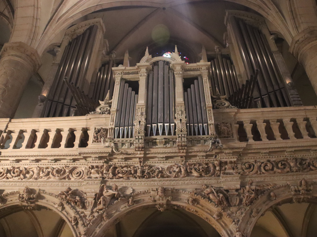 Cathédrale Notre-Dame-卢森堡城必去景点