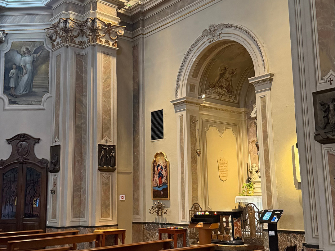 COMUNITÀ  PASTORALE SANTI APOSTOLI-布鲁纳泰必去景点