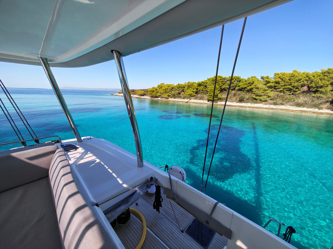 Luxury Sailing-特罗吉尔必去景点