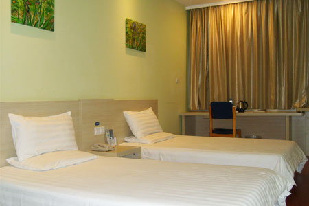 宁波汉庭城隍庙兴宁桥店-客卧