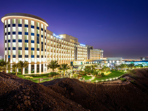 Crowne Plaza Muscat OCEC by IHG主图