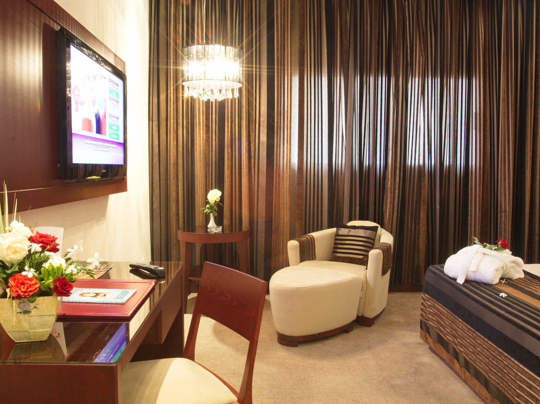 EDEN Phoenix Hotel