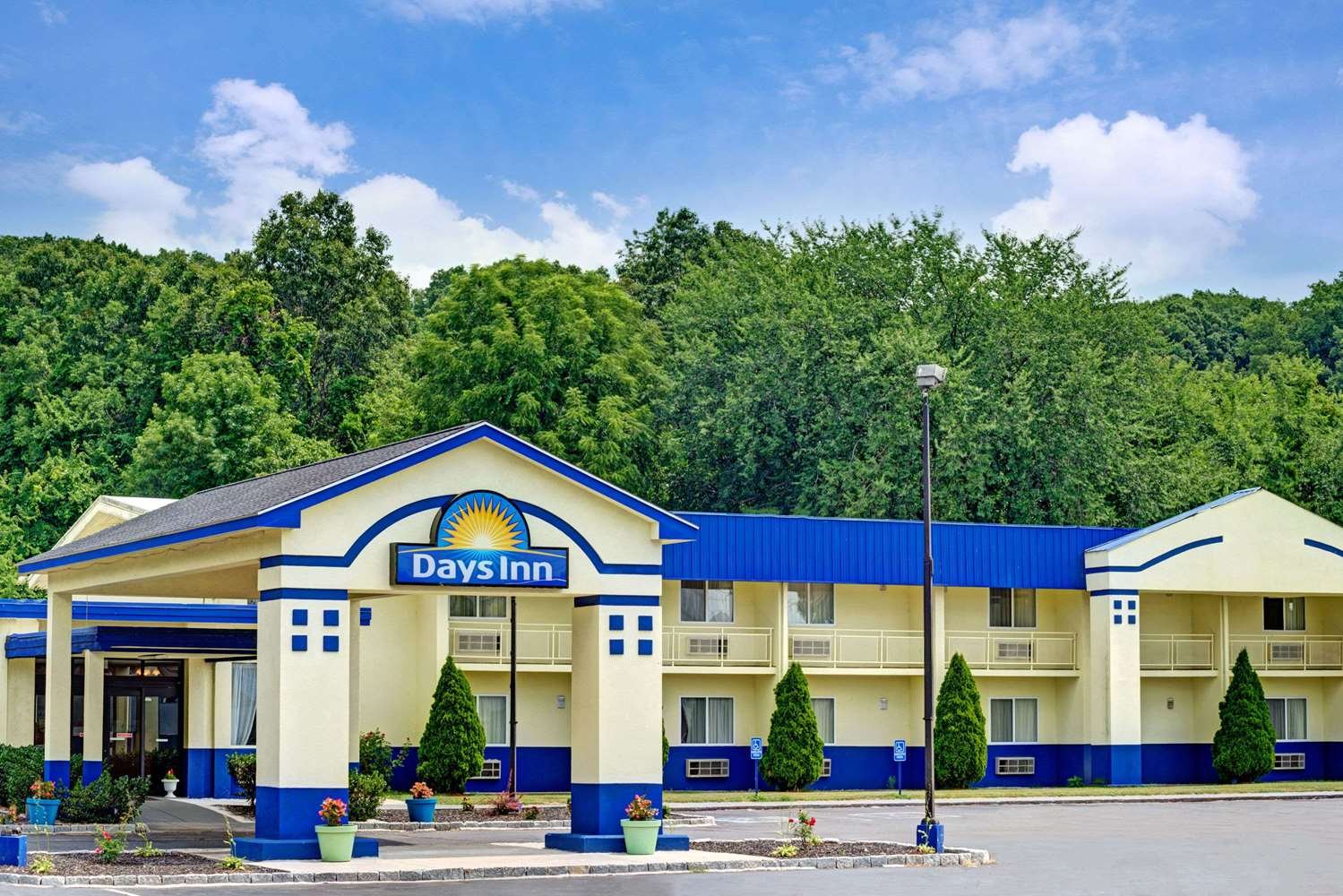 Days Inn By Wyndham Southington-官方