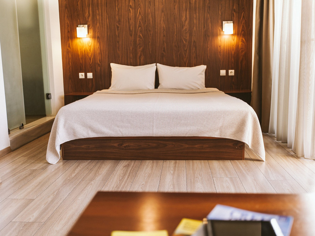 Du Lac hotel