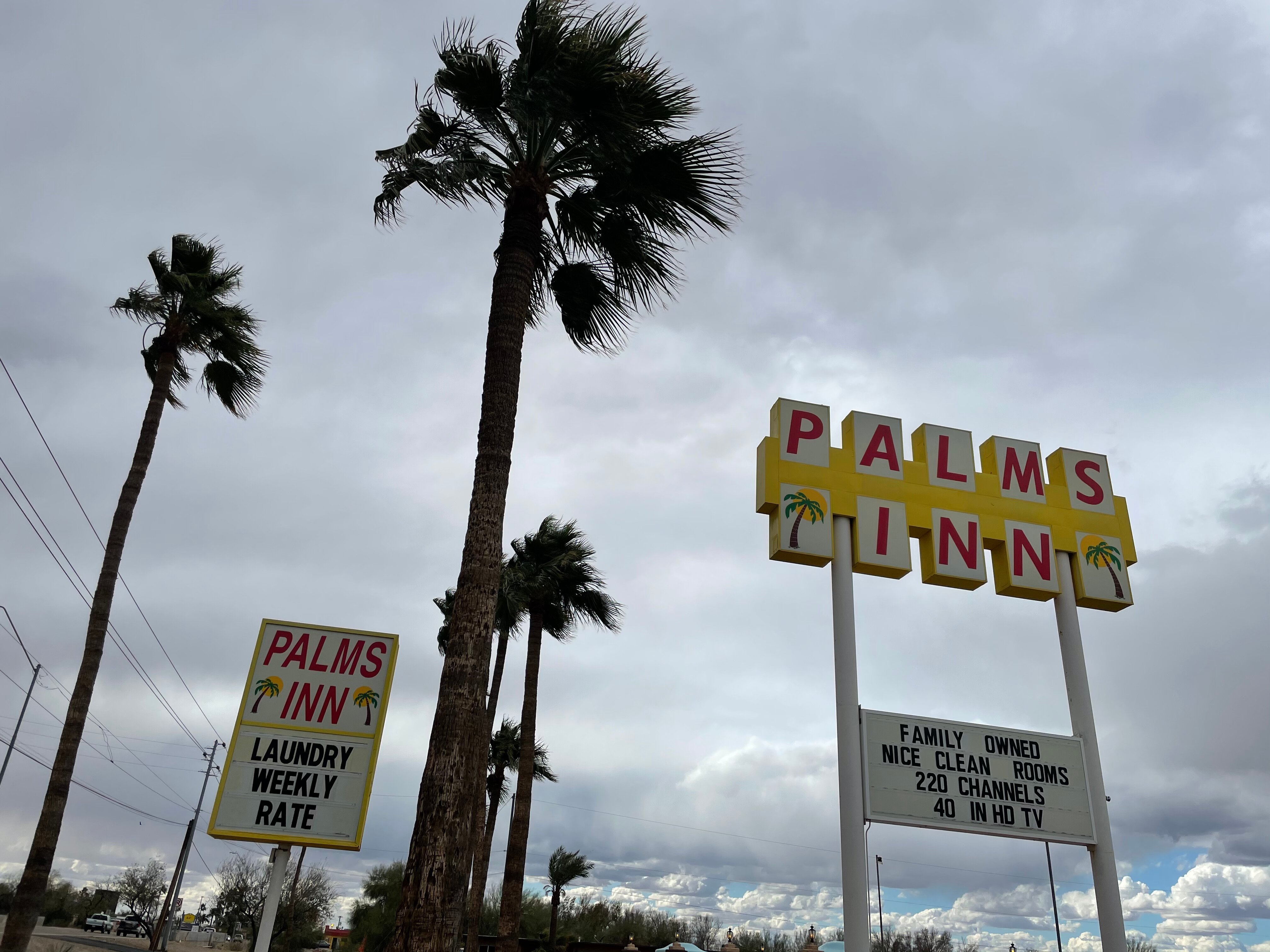 Palms Inn-官方