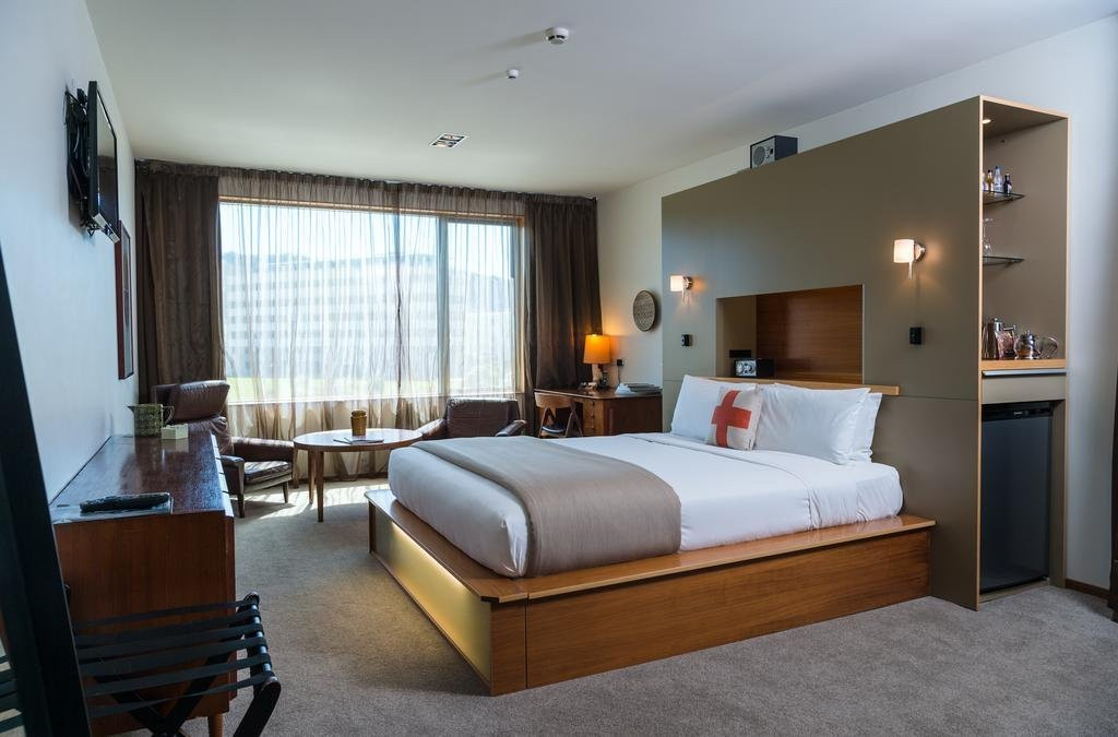 奥特尔酒店主图