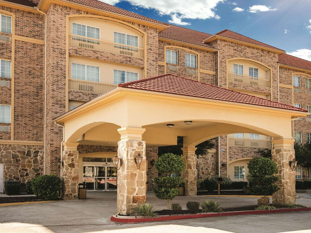 Baymont Inn & Suites by Wyndham Dallas South-DeSoto主图