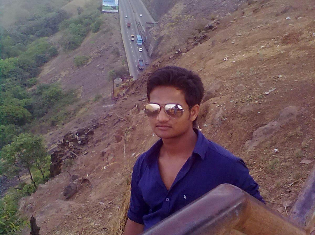 The Signature Crest Santogen Khandala