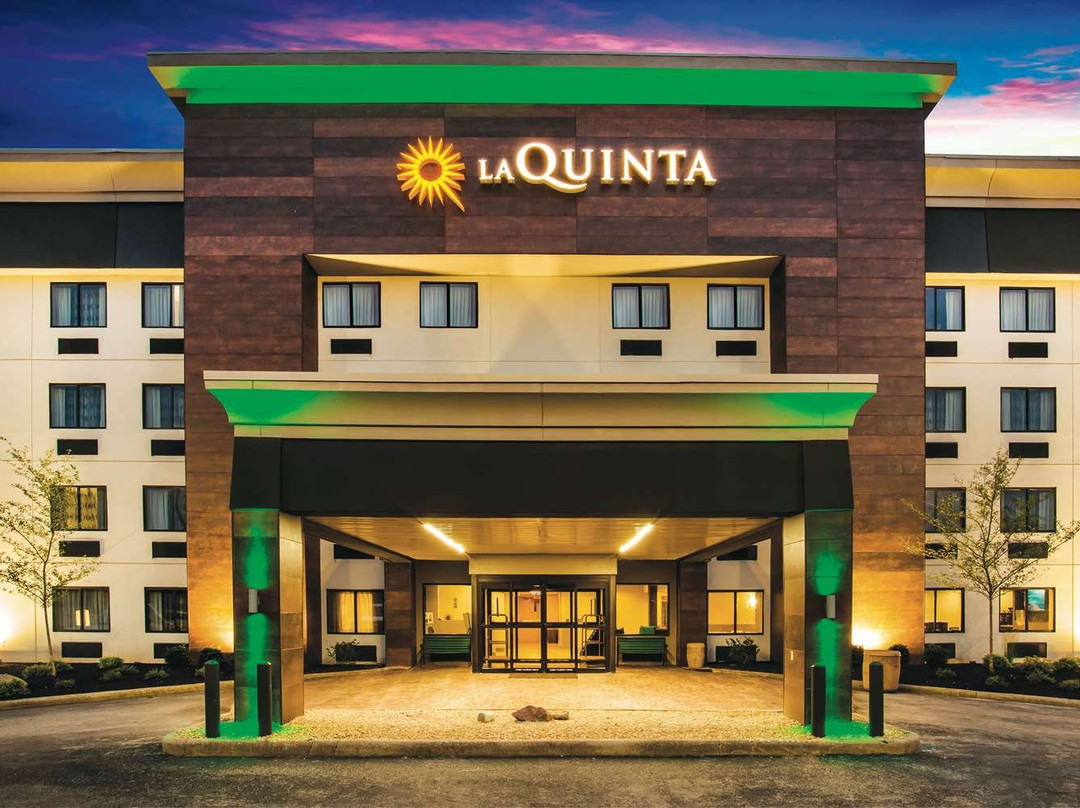 La Quinta Inn & Suites by Wyndham Cincinnati NE - Mason主图