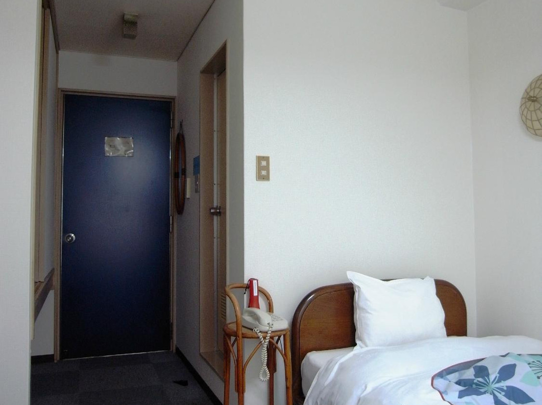 Business Hotel Nishiotsu