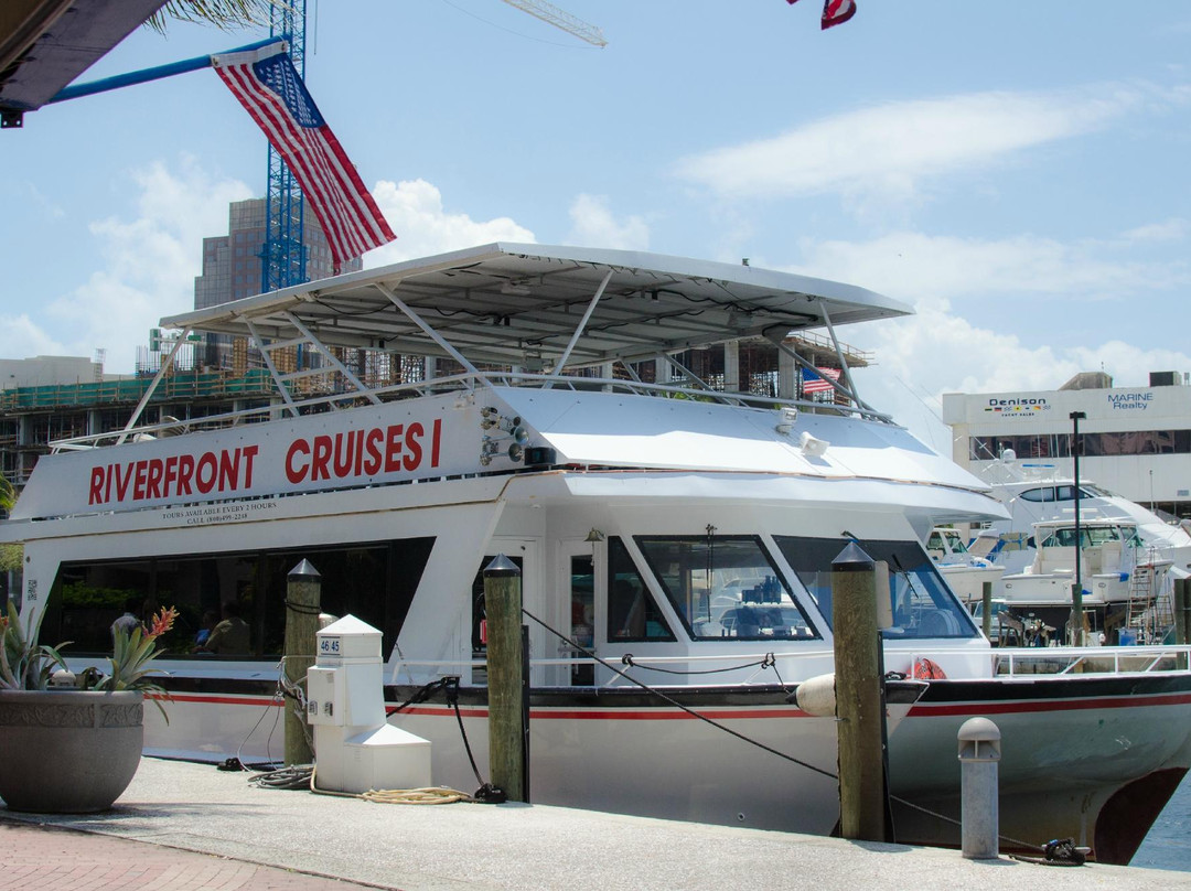 Riverfront Cruises景点图片