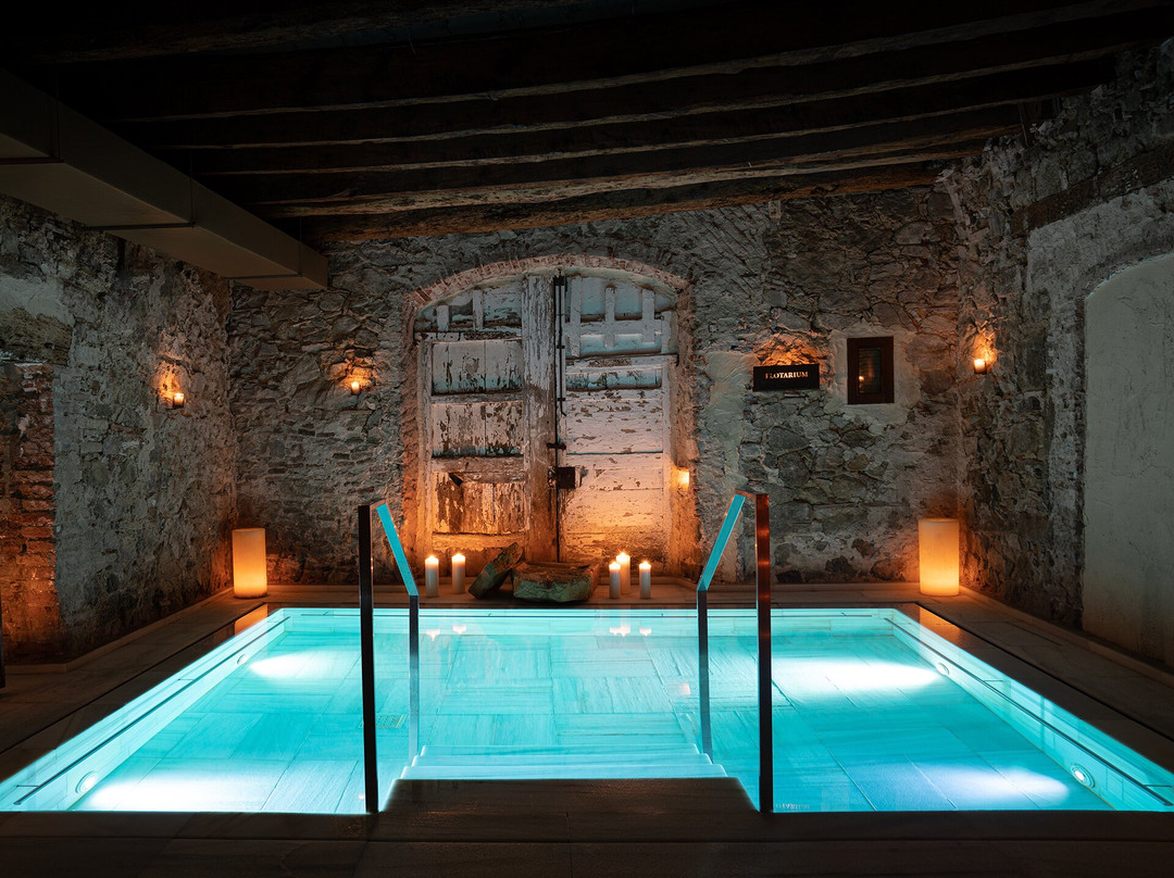 AIRE Ancient Baths Vallromanes景点图片