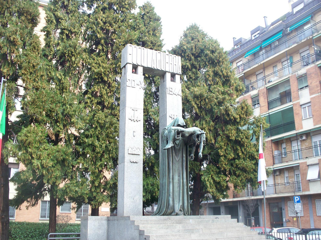 Monumento Ossario Piccoli Martiri景点图片