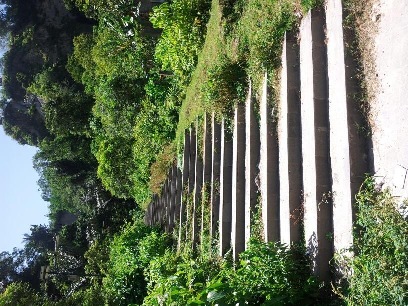 Agam旅游景点-Janjang Saribu (Great Wall of Koto Gadang)