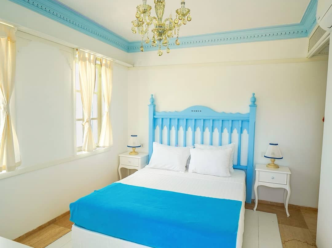 Otel Mavi Beyaz主图