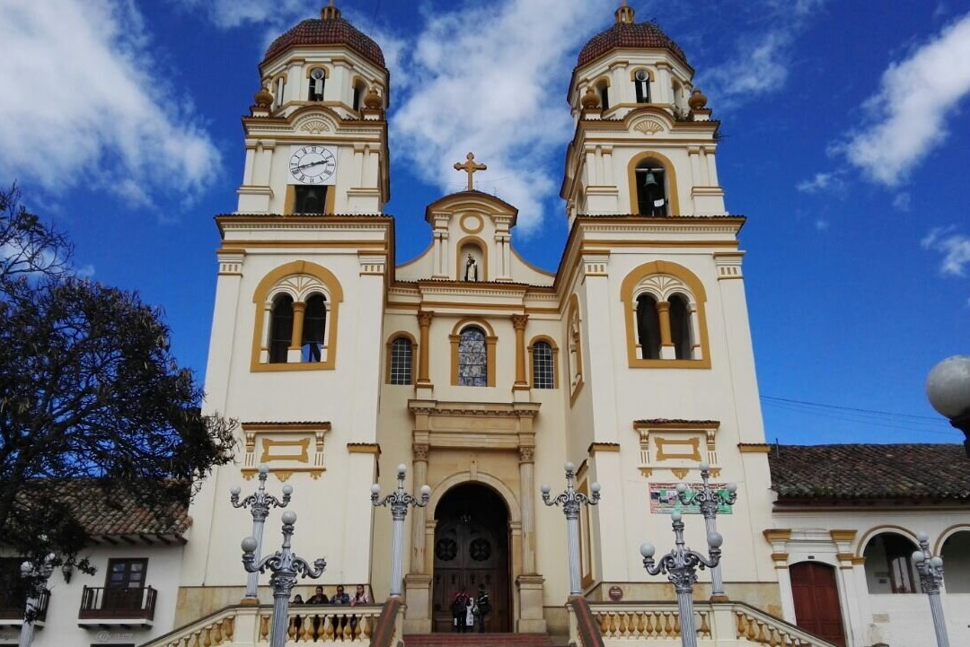 Basílica Menor San Jacinto De Guasca景点图片