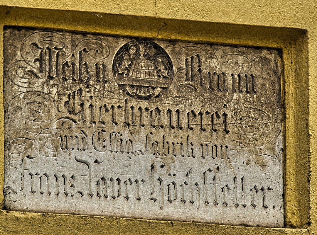 Pflegschloss Cham-Cham必去景点