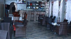 BK Castella Hotel主图