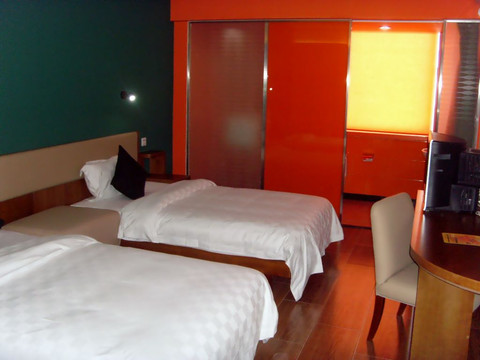 济南天地仁和连锁酒店山大北门店主图