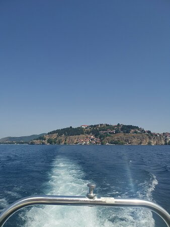 Azzurro Pontoon Boat Excursions-奥赫里德必去景点