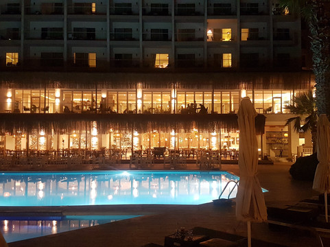 塞亚海滩酒店主图