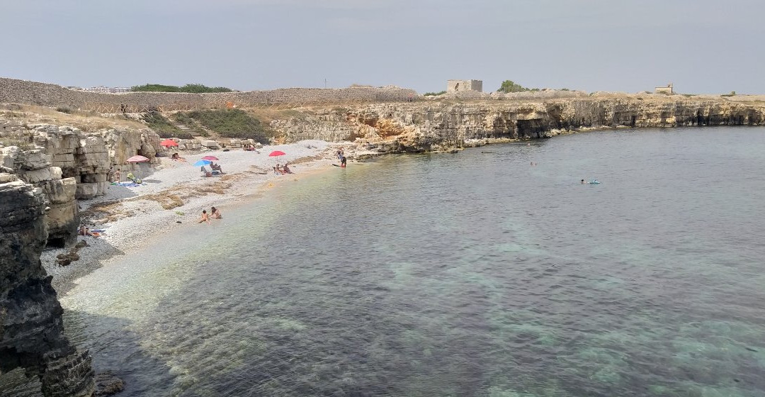 Spiaggia La Grotta-比谢列必去景点