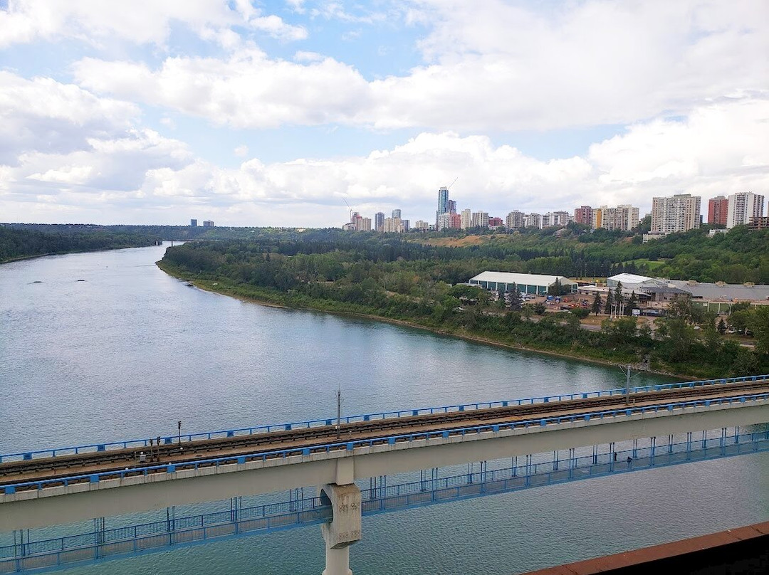 High Level Bridge Streetcar景点图片