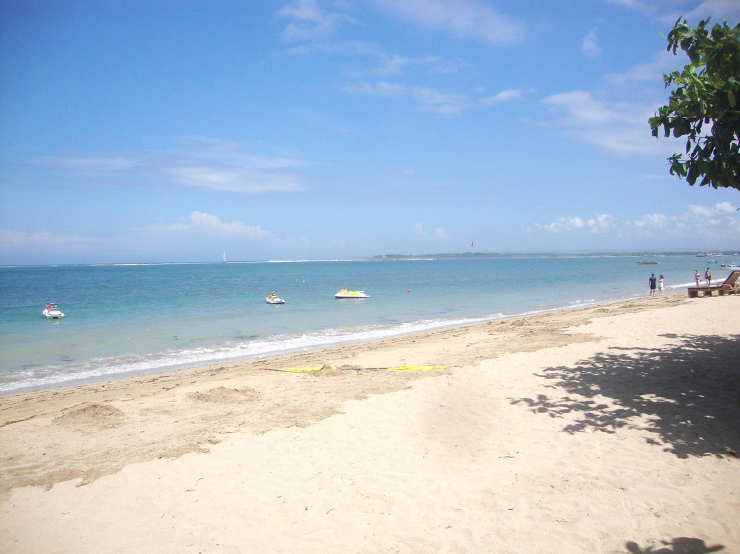 Cemara Beach景点图片