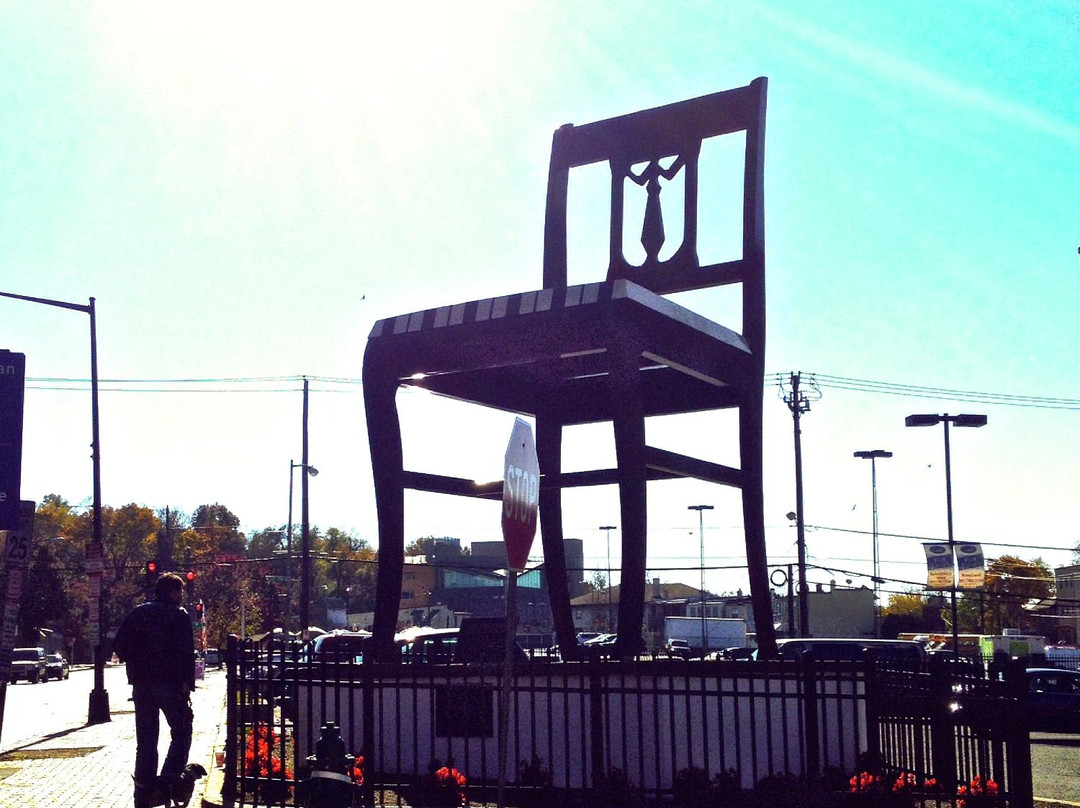 Marlow Heights旅游景点-The Large Duncan Phyfe Chair