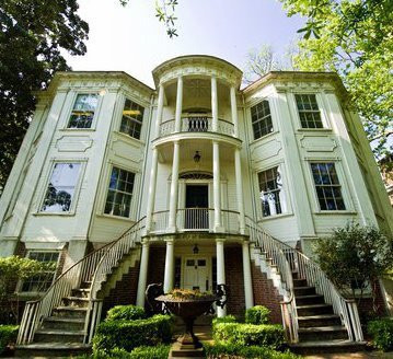 Bath旅游景点-Gertrude Herbert Institute of Art