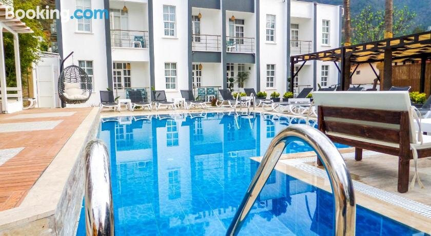 Zulu Hotel主图