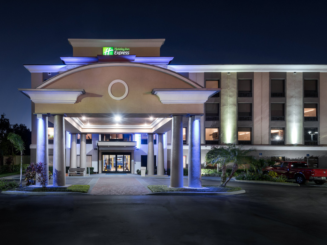 Holiday Inn Express & Suites Bartow By IHG主图