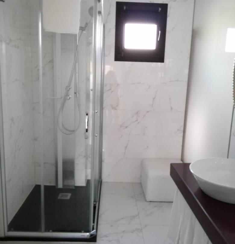 Alda Barrio Humedo主图